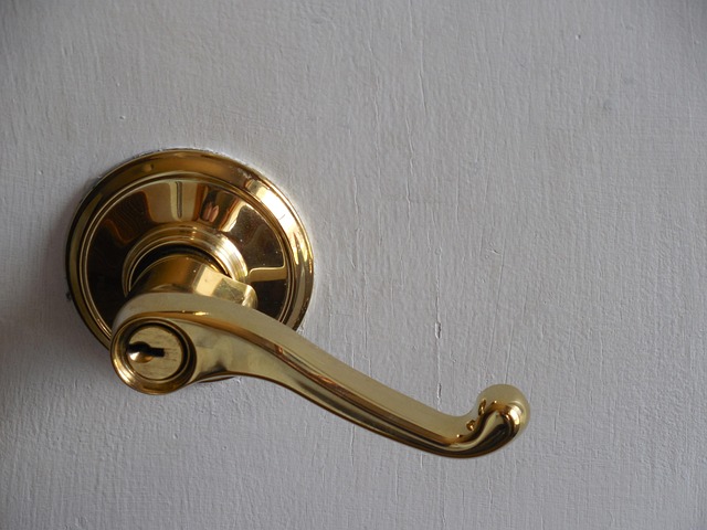 detail dveří